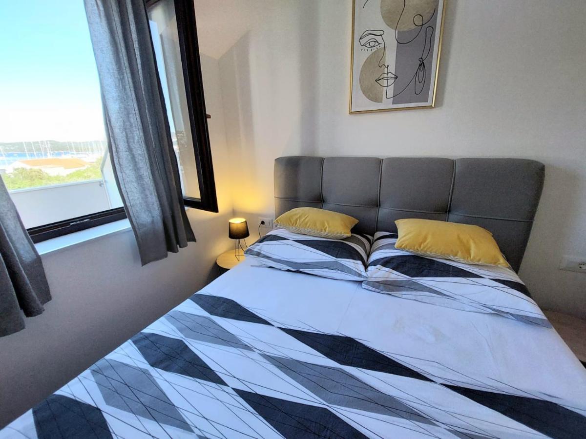 יזרה Apartments Lavanda - Free Parking And Grill מראה חיצוני תמונה