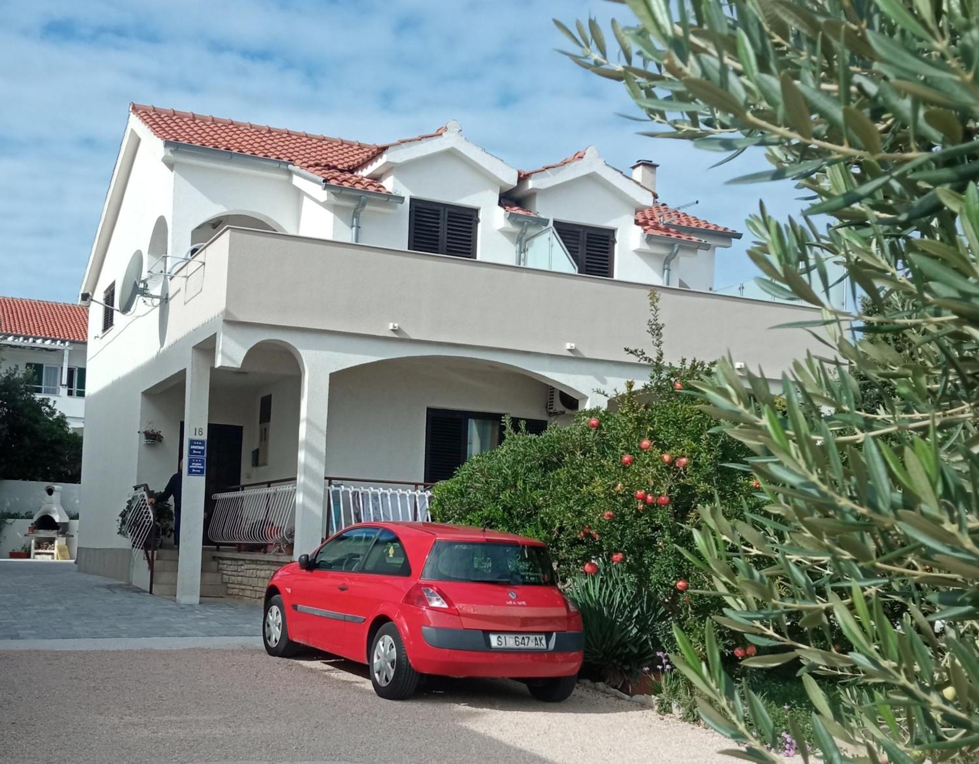 יזרה Apartments Lavanda - Free Parking And Grill מראה חיצוני תמונה