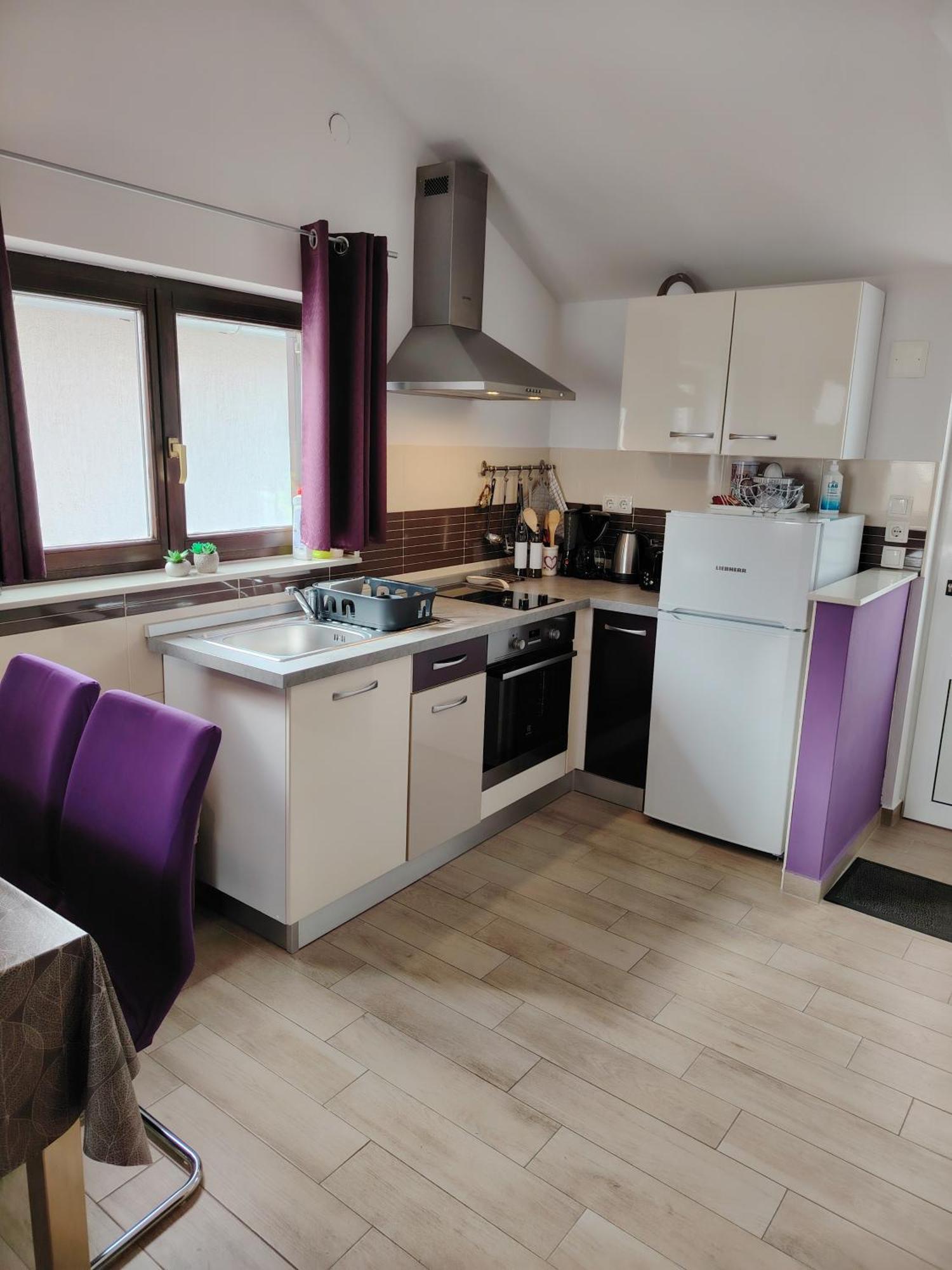 יזרה Apartments Lavanda - Free Parking And Grill מראה חיצוני תמונה