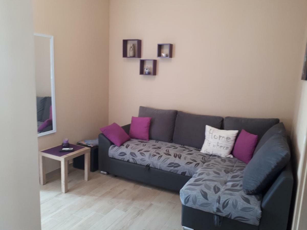 יזרה Apartments Lavanda - Free Parking And Grill מראה חיצוני תמונה