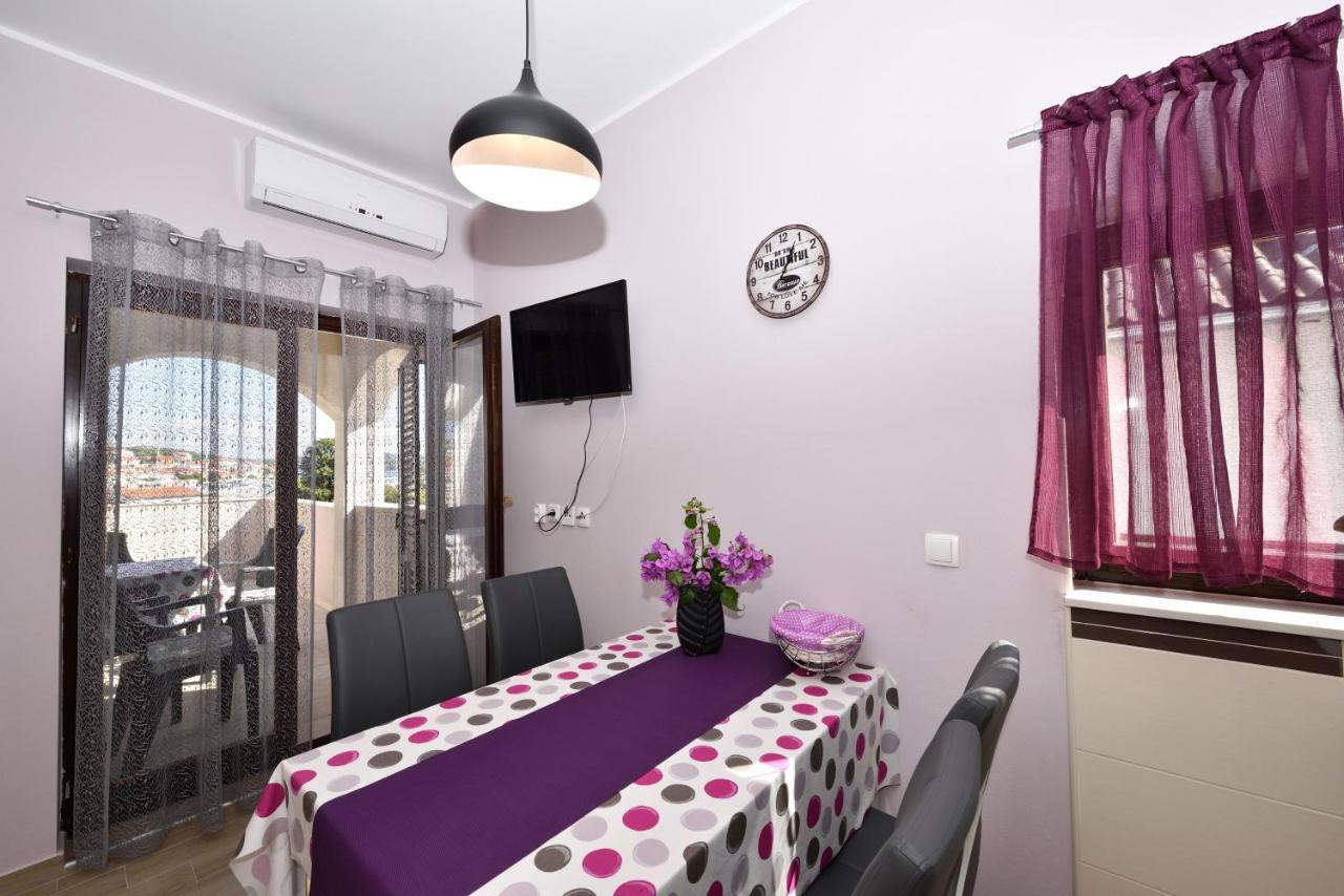 יזרה Apartments Lavanda - Free Parking And Grill חדר תמונה
